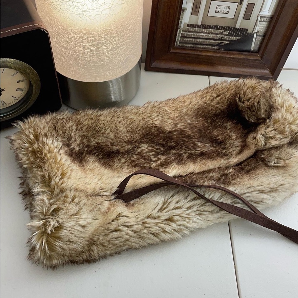 Furry Pottery barn soft wine bottle Holder/Gift Bag/Cooler.